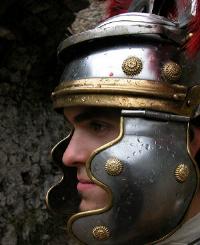 Antike Rüstung (c) Bayern Festival GmbH 2003